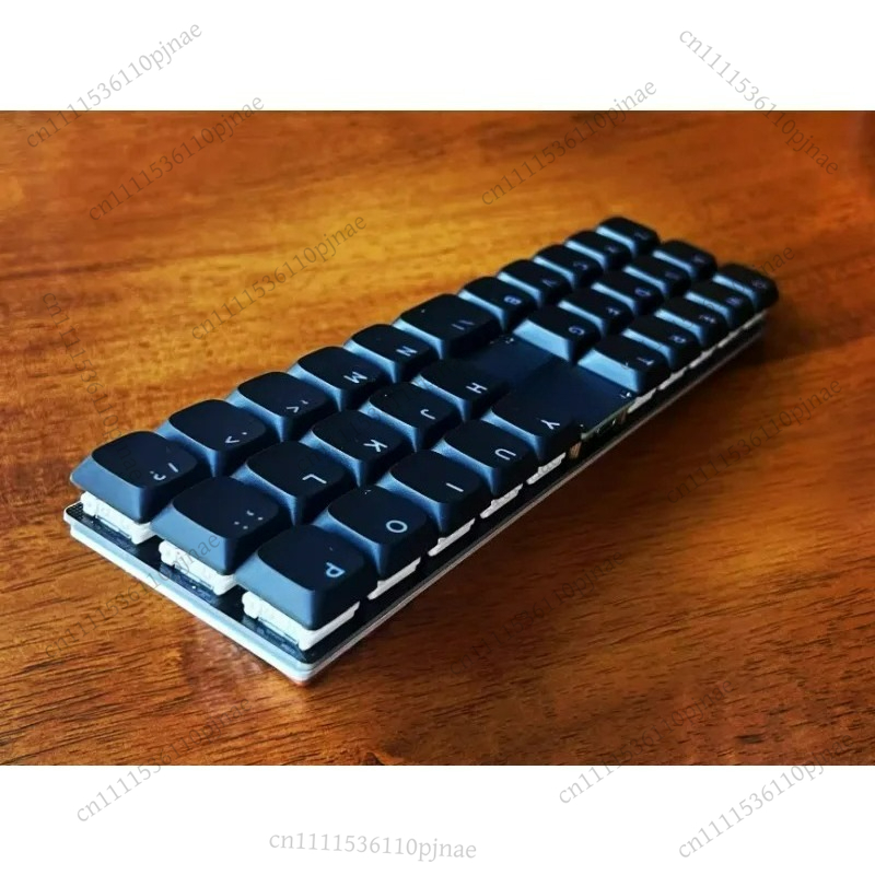 P31n/P30a คีย์บอร์ดโปรไฟล์ต่ำบ - Gaming Keyboard Mini บทวิจารณ์และราคา